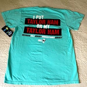 Unisex graphic T-shirt